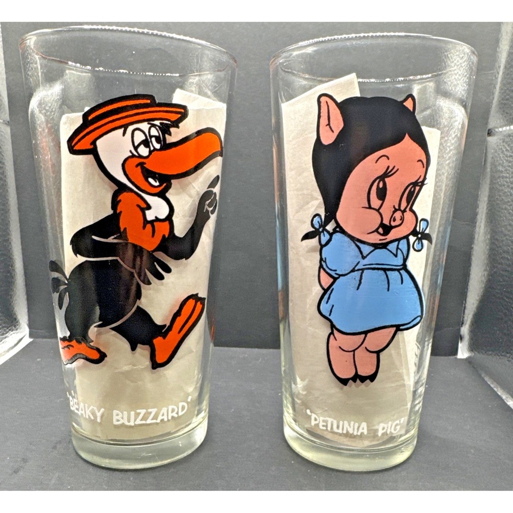 1973 Pepsi Collector Series Looney Tunes  Petunia Pig &Beaky Buzzard Warner Bros